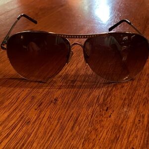 Stylish Black Aviator Sunglasses